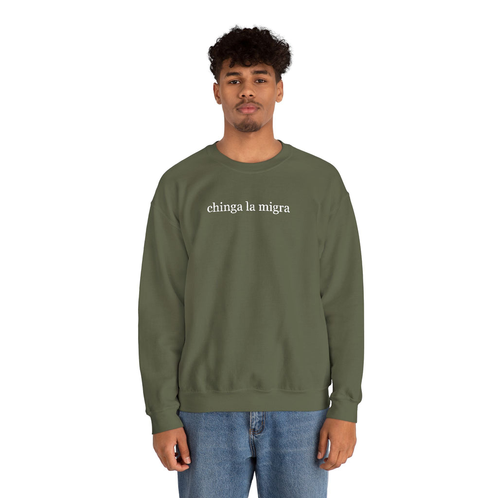 chinga la migra - Unisex Heavy Blend™ Crewneck Sweatshirt